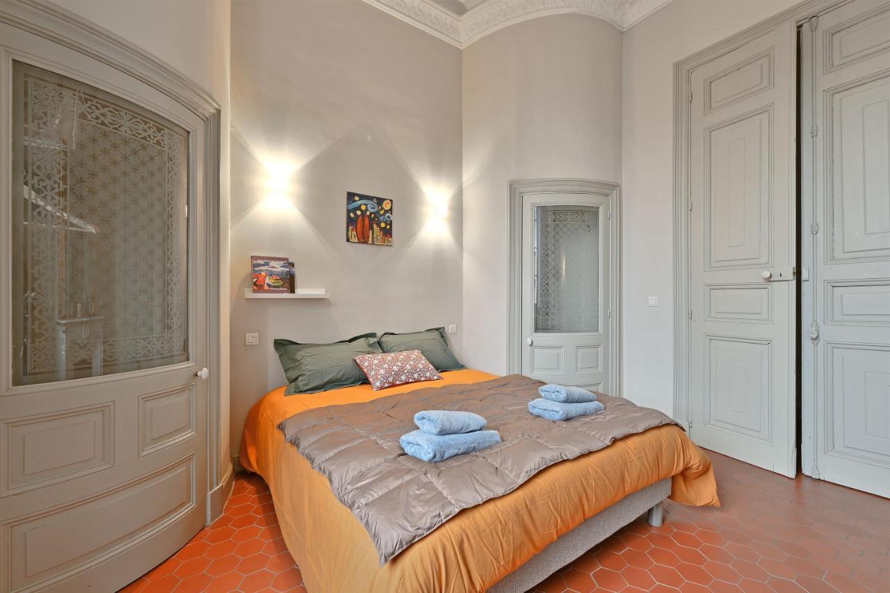 Appartamento Le Vieux Sextier - Ac Clim - Lumineux - Wifi - Hypercentre Avignone Esterno foto